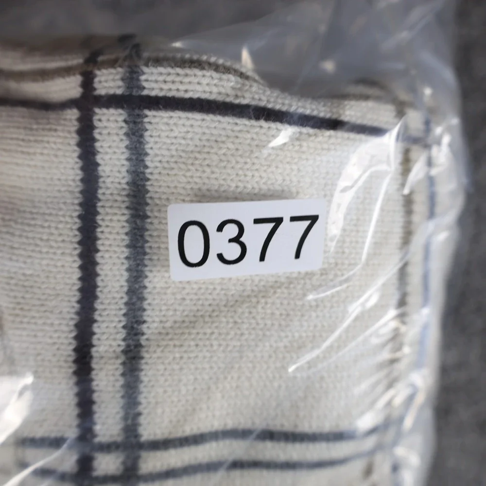 Oscar de la Renta Mens Large Plaid Crewneck Sweater Cream Cotton Knit Pullover
